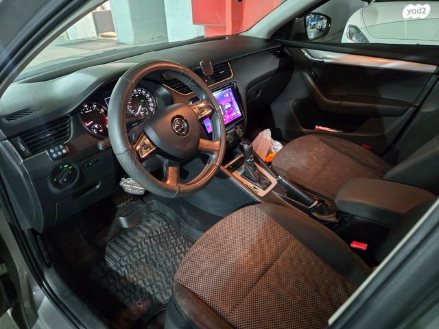 סקודה אוקטביה 