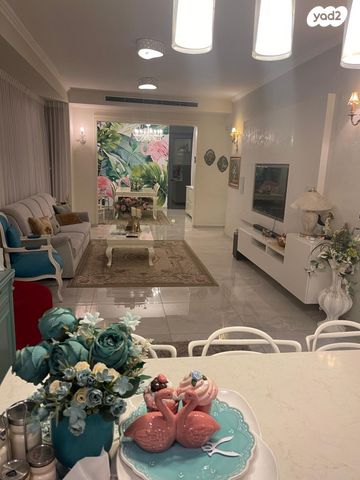 גג/ פנטהאוז, פרופ' יעקב פולוצקי 27, גילה, ירושלים