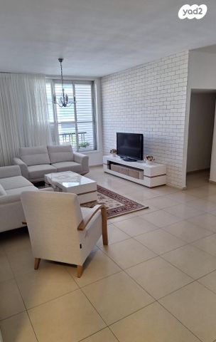 כובשי החרמון 4