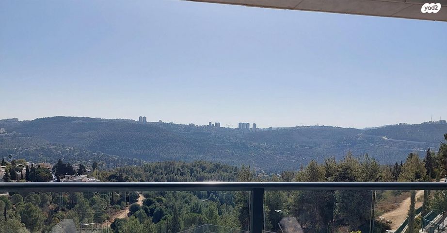 שדרות החוצבים 11