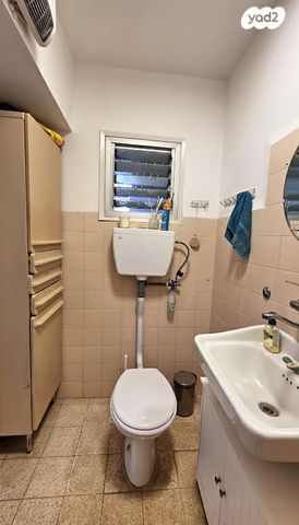 דו משפחתי, רמת השופט