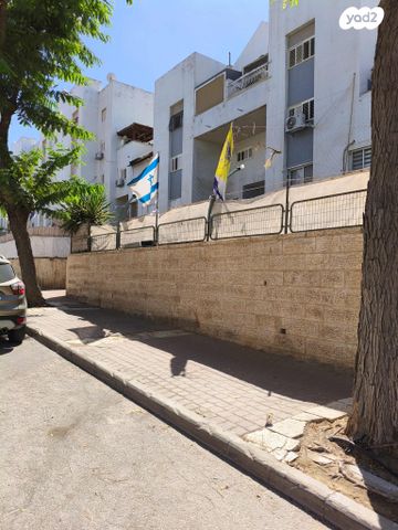 דירת גן, זאב טיומקין 13, נווה זאב, נאות אילן, באר שבע