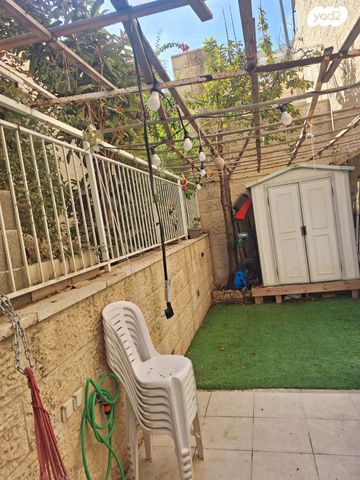 דירה, הרב יצחק נסים 6, חומת שמואל, הר חומה, ירושלים