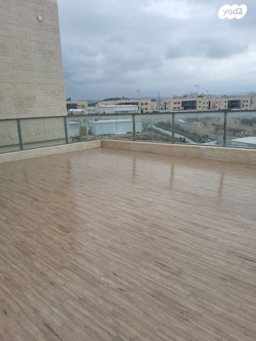 גג/ פנטהאוז, רבי חנינא 24, נתיבות ישראל / רמת בית שמש ד-4, בית שמש