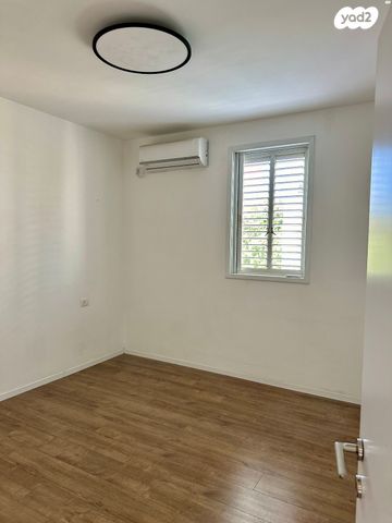 דירה, קליי 12, הצפון החדש - כיכר המדינה, תל אביב יפו