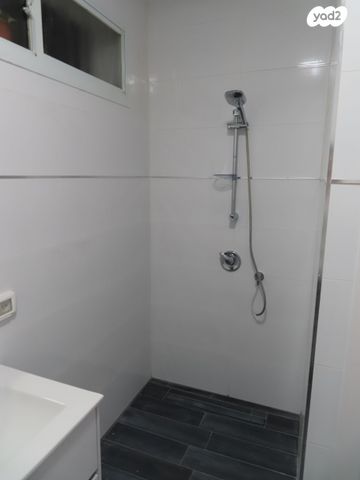 דירה, הדקל 14, בני עי''ש, בני עי"ש