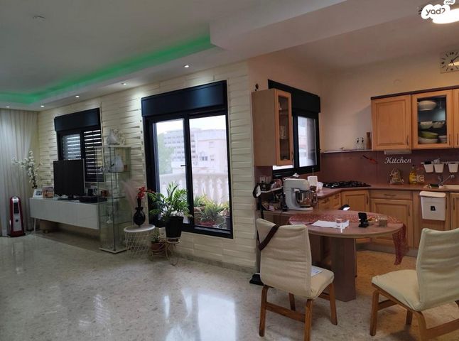 שמעון רייך 22