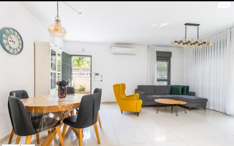 קוסטה ריקה 81