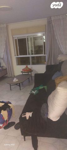 ח.מ. שפירא 74