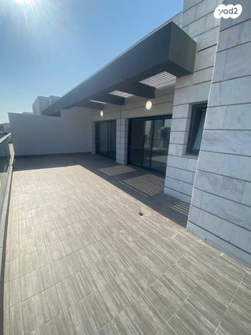 גג/ פנטהאוז, אתרוג 1, כרמי הנדיב, אחוזת רוטנר, קרית מלאכי