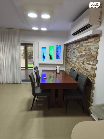 בית פרטי/ קוטג', שדרות חטיבת גולני 13, יעלים, אילת