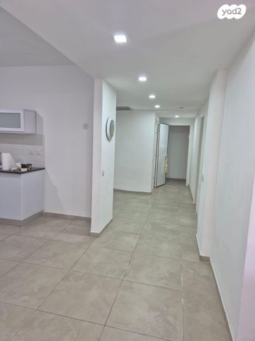 דירה, ריש לקיש 21, רמת עזרא / רמת בית שמש ד-2, בית שמש