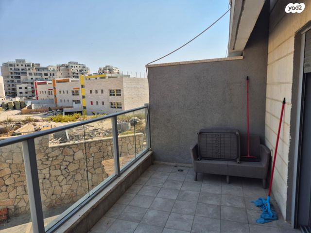 דירה, ריש לקיש 21, רמת עזרא / רמת בית שמש ד-2, בית שמש