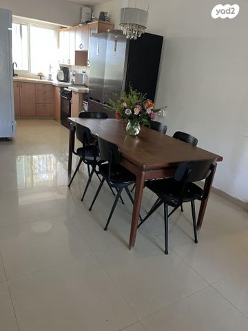 דירה, מבוא ערמון 5, שכונה ב', מבשרת ציון