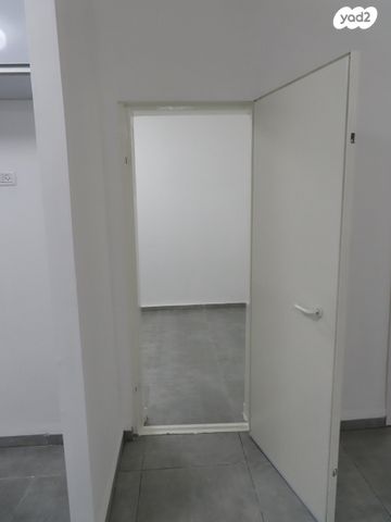 דירה, הדקל 14, בני עי''ש, בני עי"ש