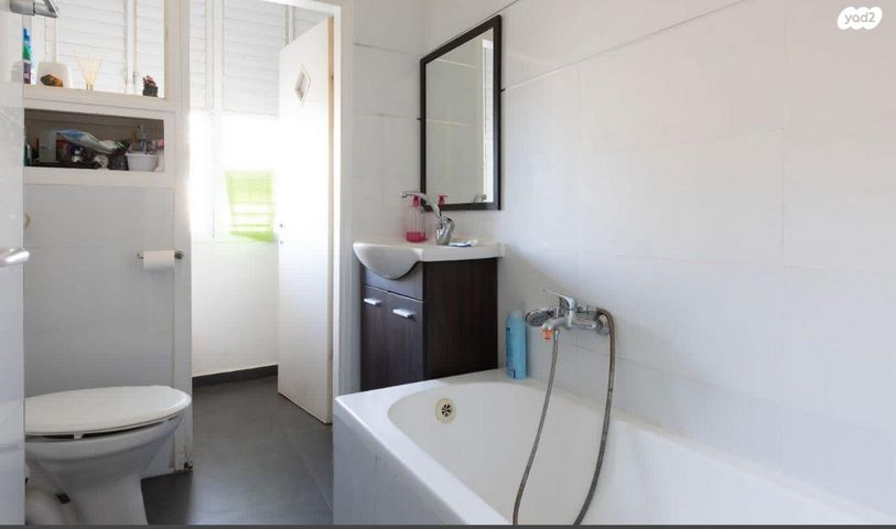 דירה, חנה ומיכאל לוין 26, רביבים, גני ראשון, ראשון לציון