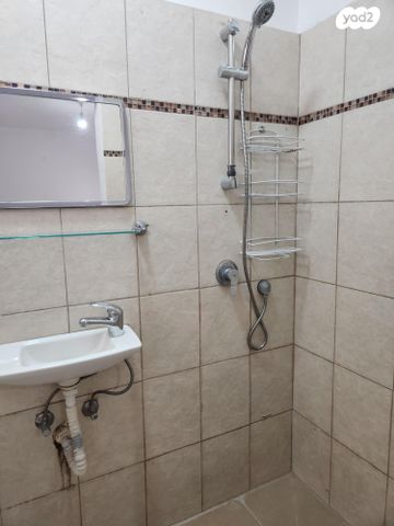 דירה, הרב יעקב רקח 4, נאות גנים, נתניה