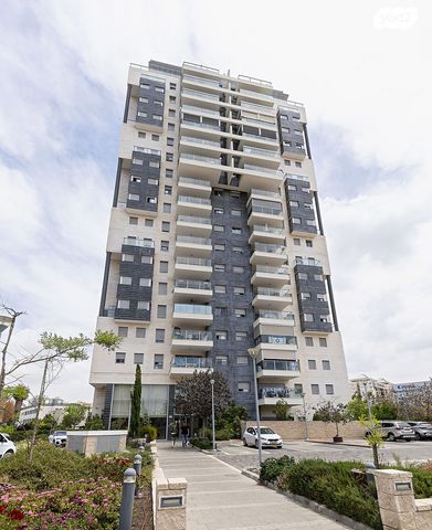 דירה, נתן אלתרמן 18, רחובות החדשה, רחובות