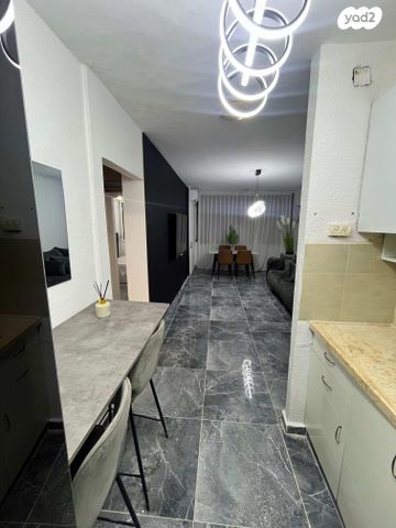 דירה, אפרים צור 48, שקמים ואגמים, אשקלון