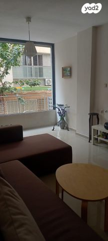 דירה, ז'בוטינסקי 11, עצמאות יוספטל, בת ים