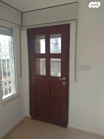 בית פרטי/ קוטג', פני חבר, פני חבר, פני חבר