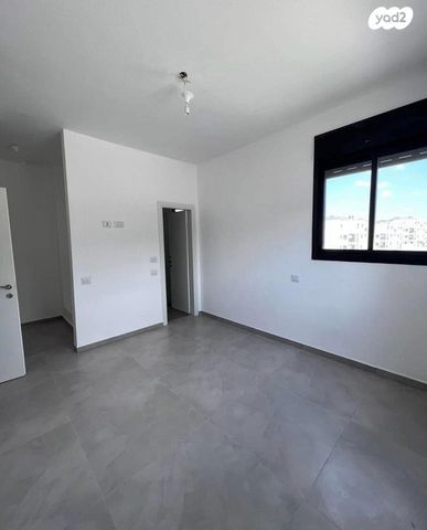 גג/ פנטהאוז, קוממיות 9, שאר העיר, מגדל העמק