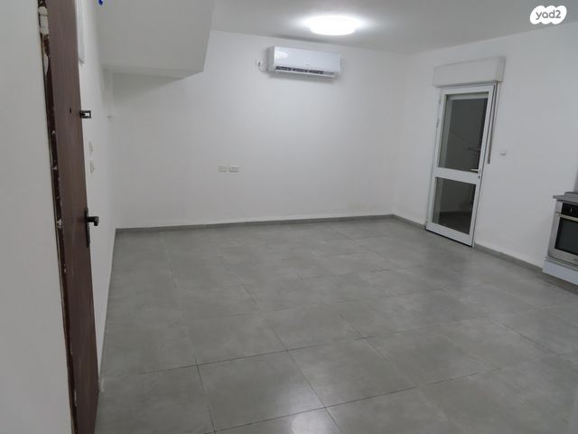 דירה, הדקל 14, בני עי''ש, בני עי"ש