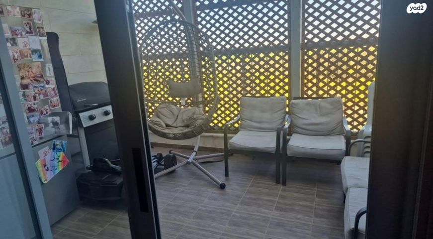 דירה, אלון 1, בית דגן, בית דגן