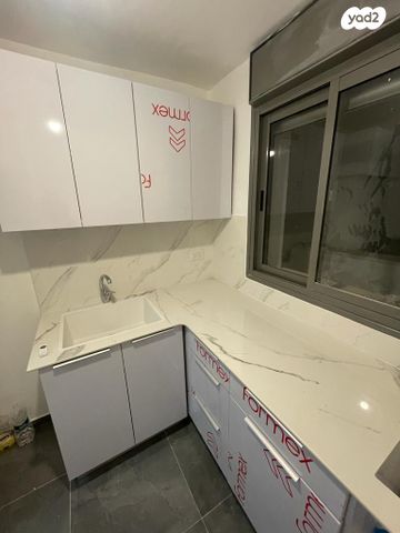 דירה, דב גור 30, רובע ו', אשדוד