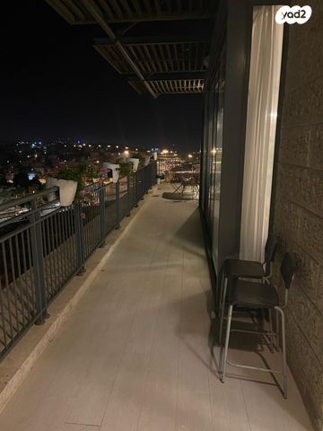 גג/ פנטהאוז, פרופ' יעקב פולוצקי 27, גילה, ירושלים