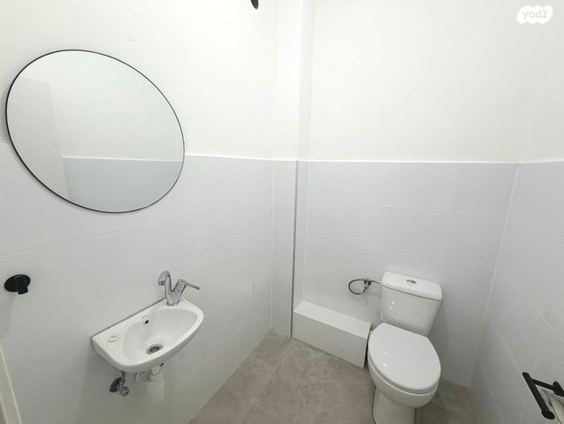 דירה, לאה גולדברג 4, חתני פרס ישראל, באר יעקב