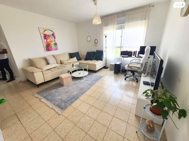 אהרון לובלין 8