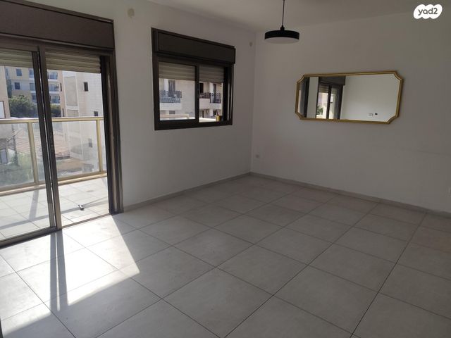 דירה, יד שלום 39, תל יהודה, רמת גן