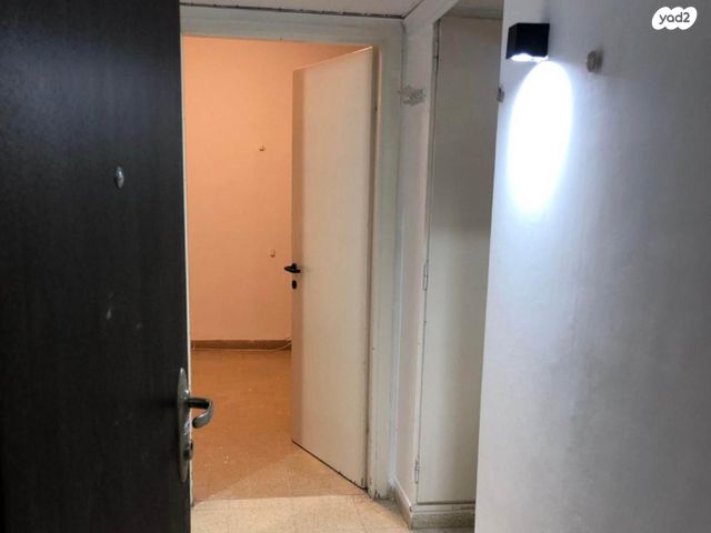 יצחק אלחנן 15