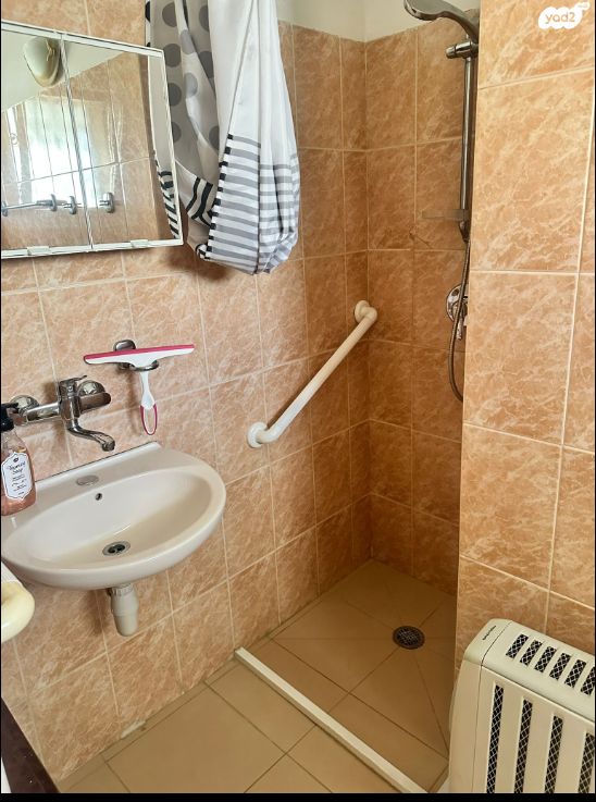 גג/ פנטהאוז, מזל שור 4, פסגת זאב, ירושלים