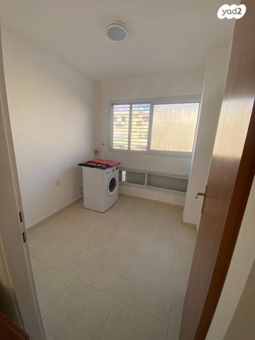 דירה, ביל"ו 5, ז'בוטינסקי, אשקלון