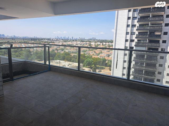 דירה, יונה וולך 7, גרין פארק החדשה, הוד השרון