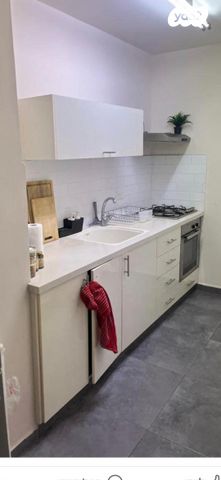 דירה, הציפורן 10, שלמה, חדרה