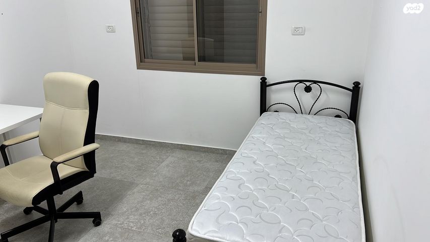 שדרות אבא חושי 1