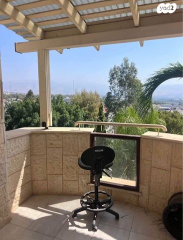 בית פרטי/ קוטג', חרצית 19, שכונת הורדים, קרית שמונה