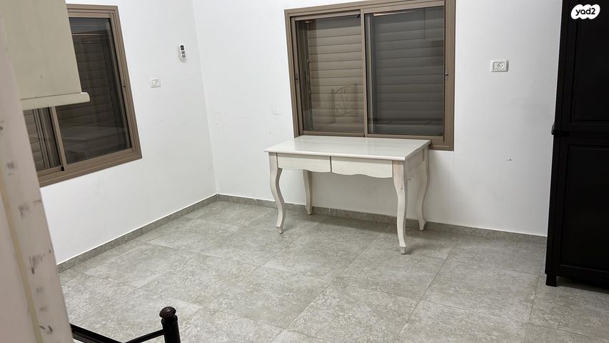 דירה, שדרות אבא חושי 1, עספיא, עספיא