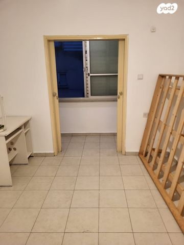 דירה, הגדוד העברי 4, רמב"ם, ראשון לציון