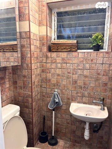 דירה, ז'בוטינסקי 21, שכונה ג', באר שבע