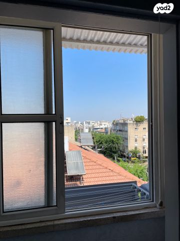 דירה, יהודה לייב פינסקר 11, רמב"ם, ראשון לציון