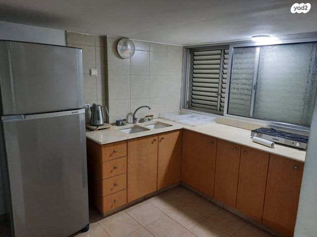 מרתף/ פרטר, המחתרת 46, שאר העיר, אבן יהודה