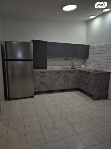 דירה, דרך חיל השריון 79, שפירא, תל אביב יפו