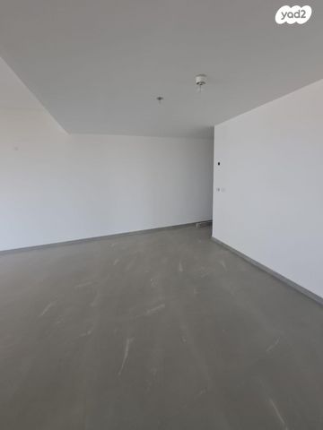 דירה, יונה וולך 7, גרין פארק החדשה, הוד השרון