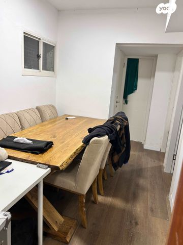 דירה, ז'בוטינסקי 21, שכונה ג', באר שבע