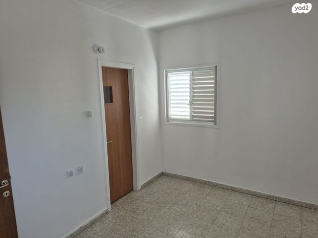 דירה, כינרת 63, רובע י"א, אשדוד