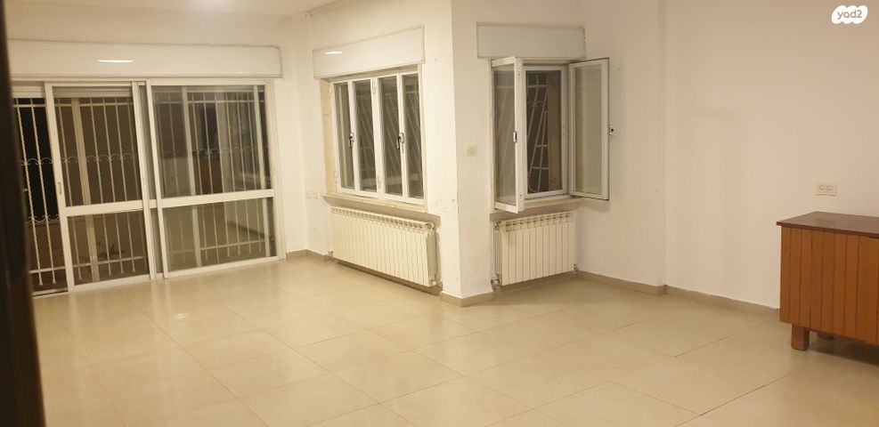 קורא הדורות 21